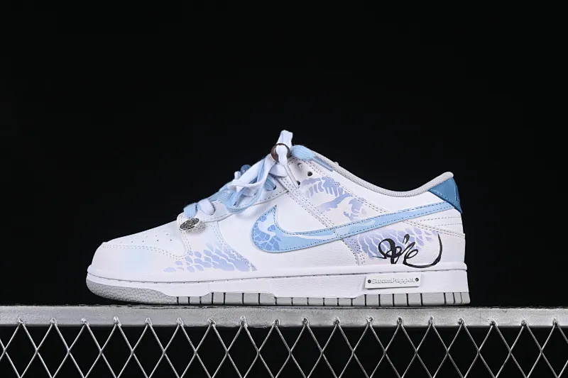 All Categories Nk SB Dunk Series Nk SB Dunk Low Low-top sneakers Nk Dunk CNY Year of the Snake Steam Puppet New Chinese style Chinese style gift box Pearl of the Snake Low-top casual sneakers DD1391-103